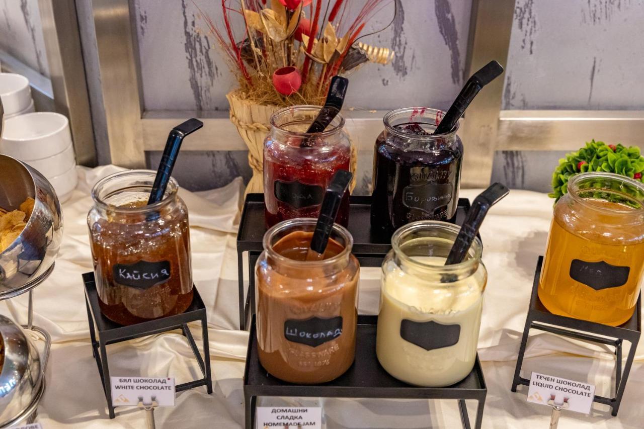 Spa Hotel Persenk เดวิน ภายนอก รูปภาพ Various jams